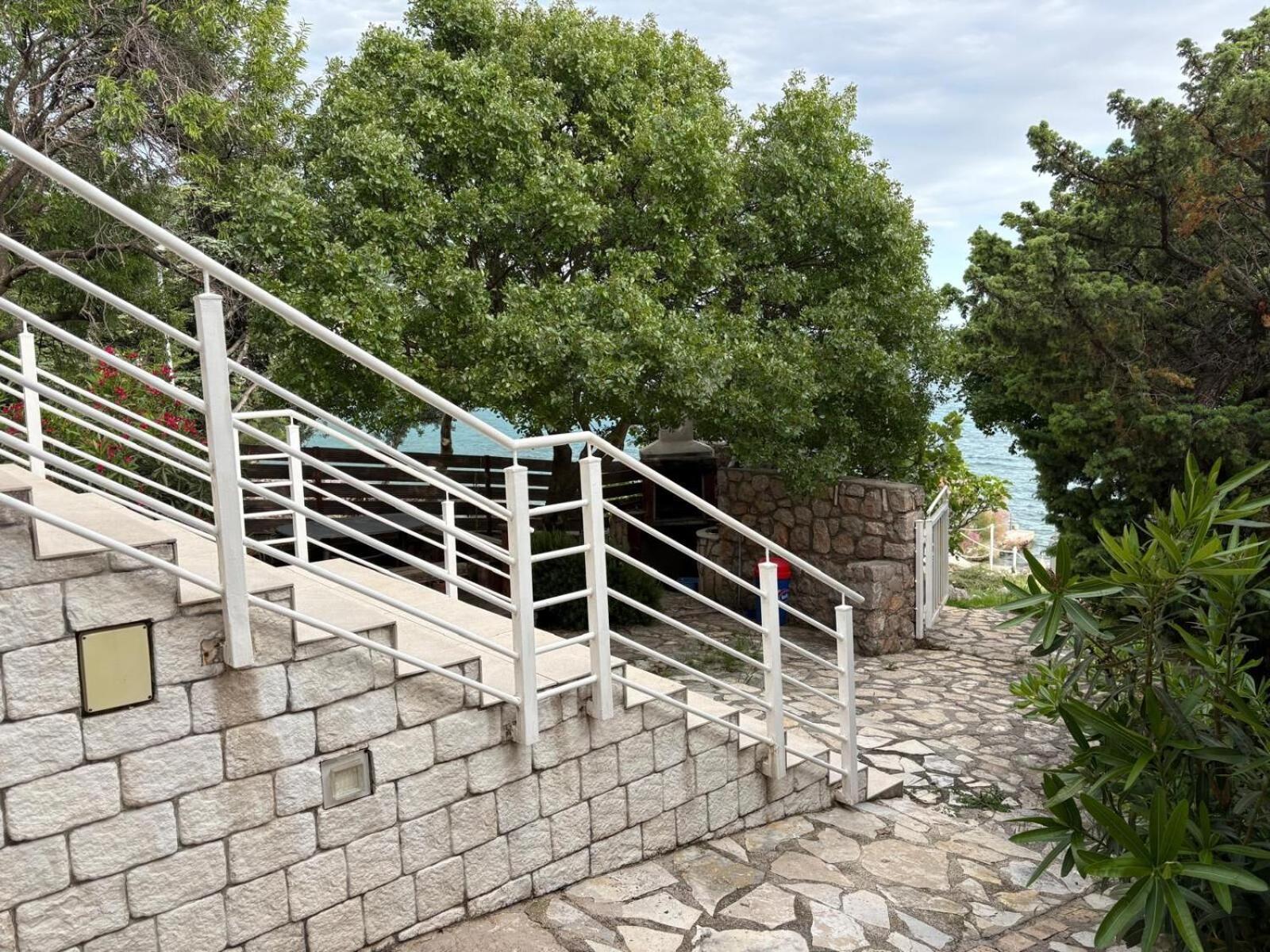 Apartments Neno - 20 M From Beach ريباريكا المظهر الخارجي الصورة